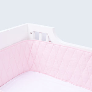 Cot Bumper with Harlequin Quilting – Pink