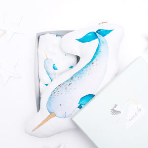 Cuddle & Bundle Box – Believe in Narwhals