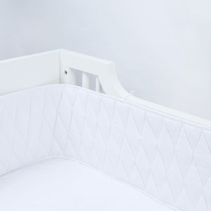 Cot Bumper with Harlequin Quilting – White